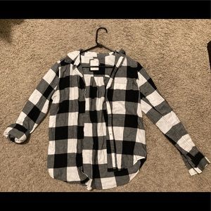 Black and white checkeded flannel
